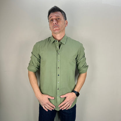 RAÚL – camicia sartoriale dettagliata