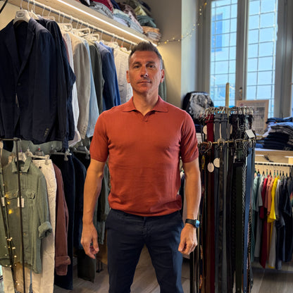 TREZEGUET - polo in maglia sartoriale scollo V