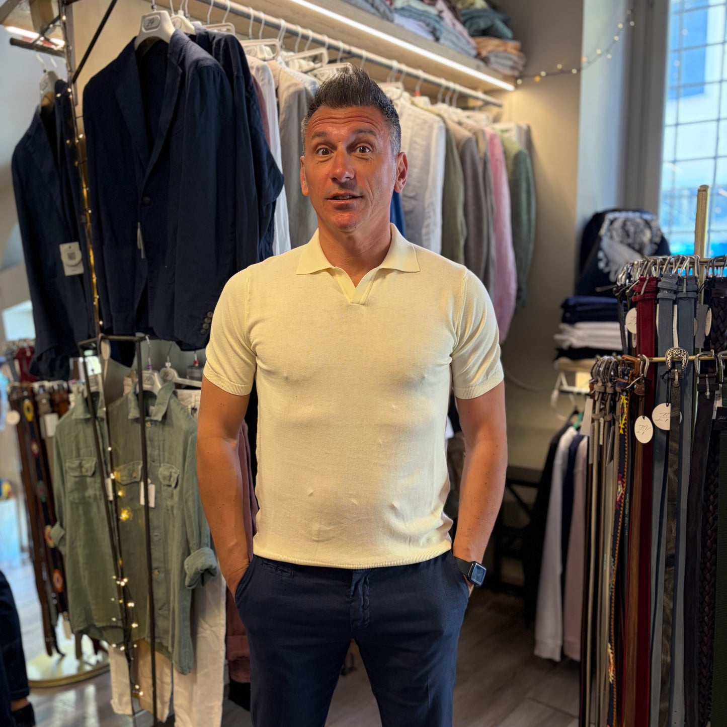 TREZEGUET - polo in maglia sartoriale scollo V