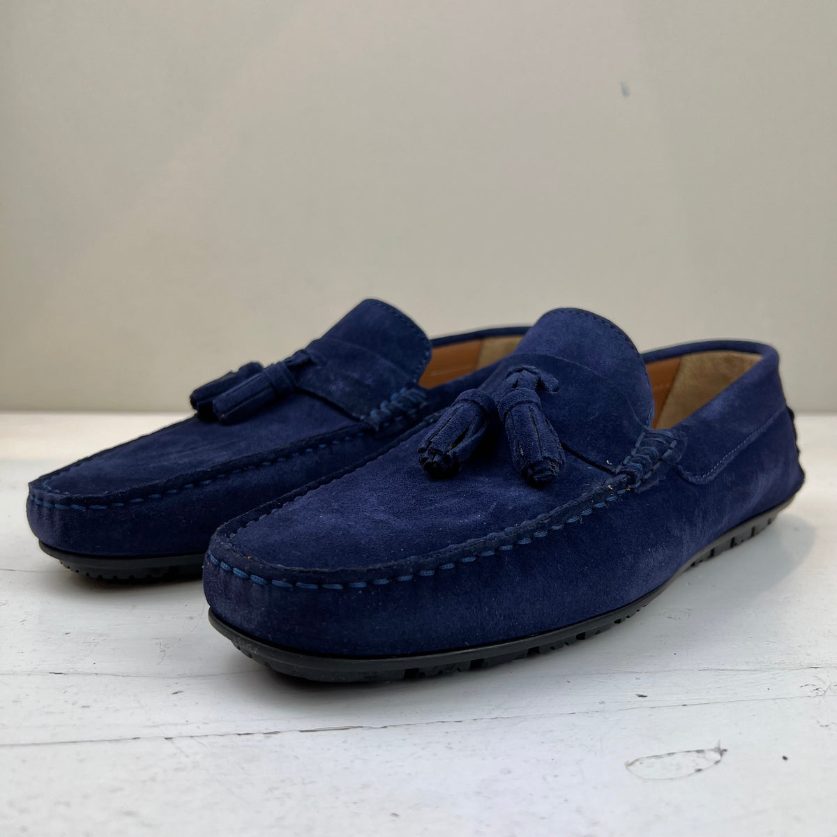 BIAGIO – mocassino camoscio con nappine