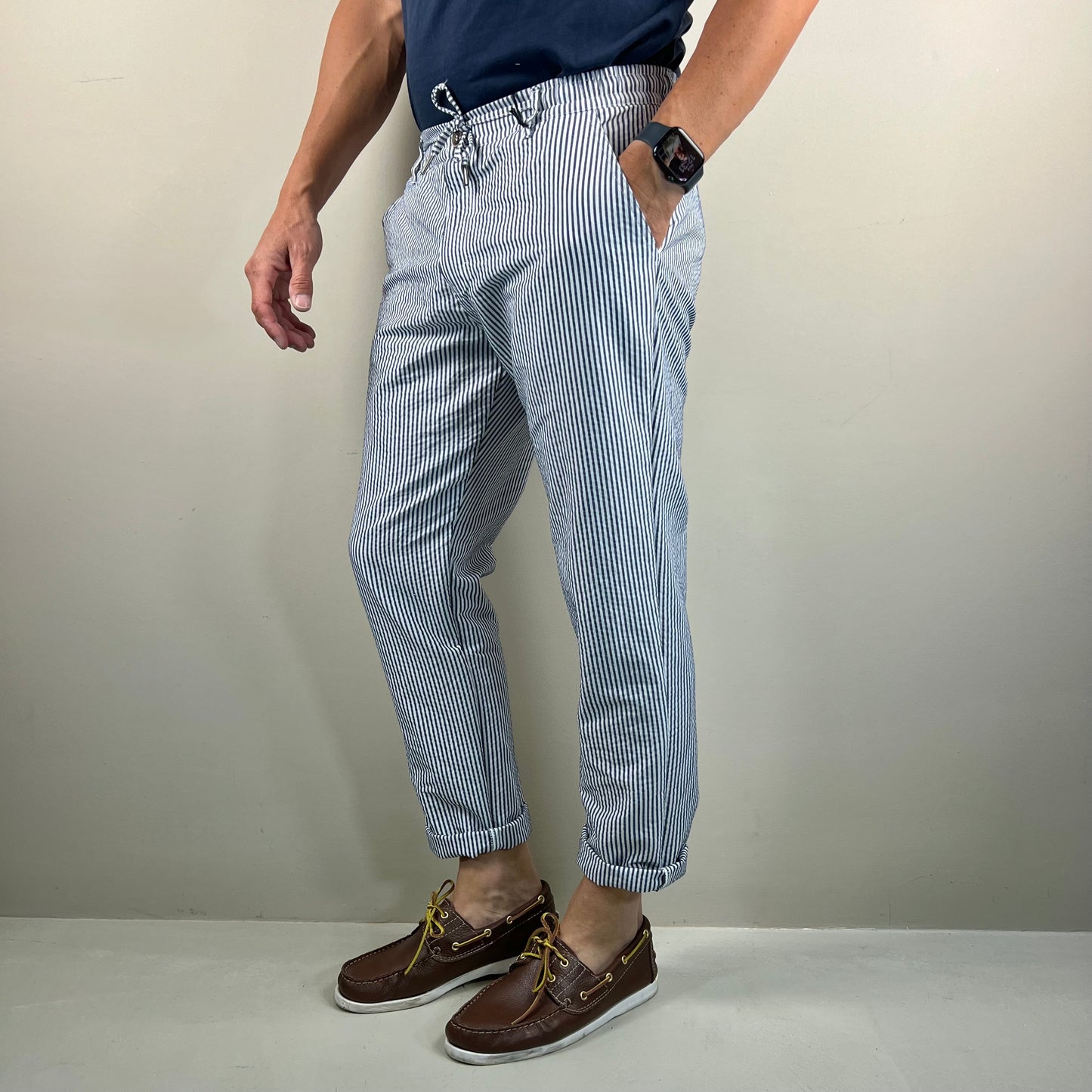 SAINT TROPEZ – pantalone rigato sartoriale leggero