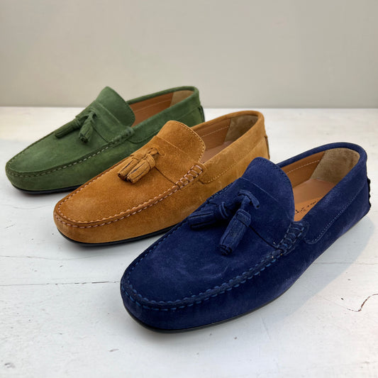 BIAGIO – mocassino camoscio con nappine