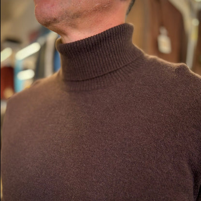 MANCINI ALTO  – dolcevita cashmere sartoriale