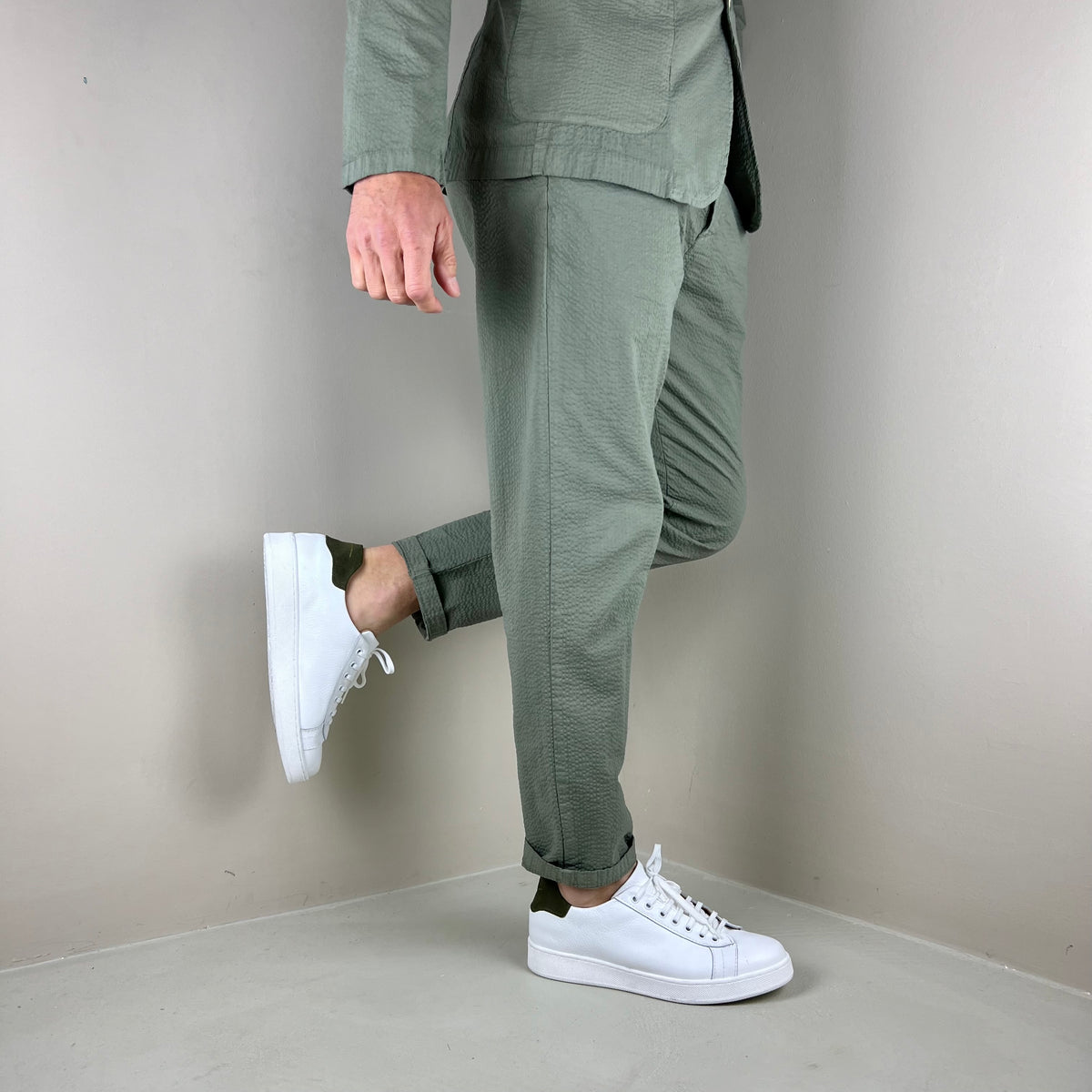 REPTILIA – pantalone con particolari