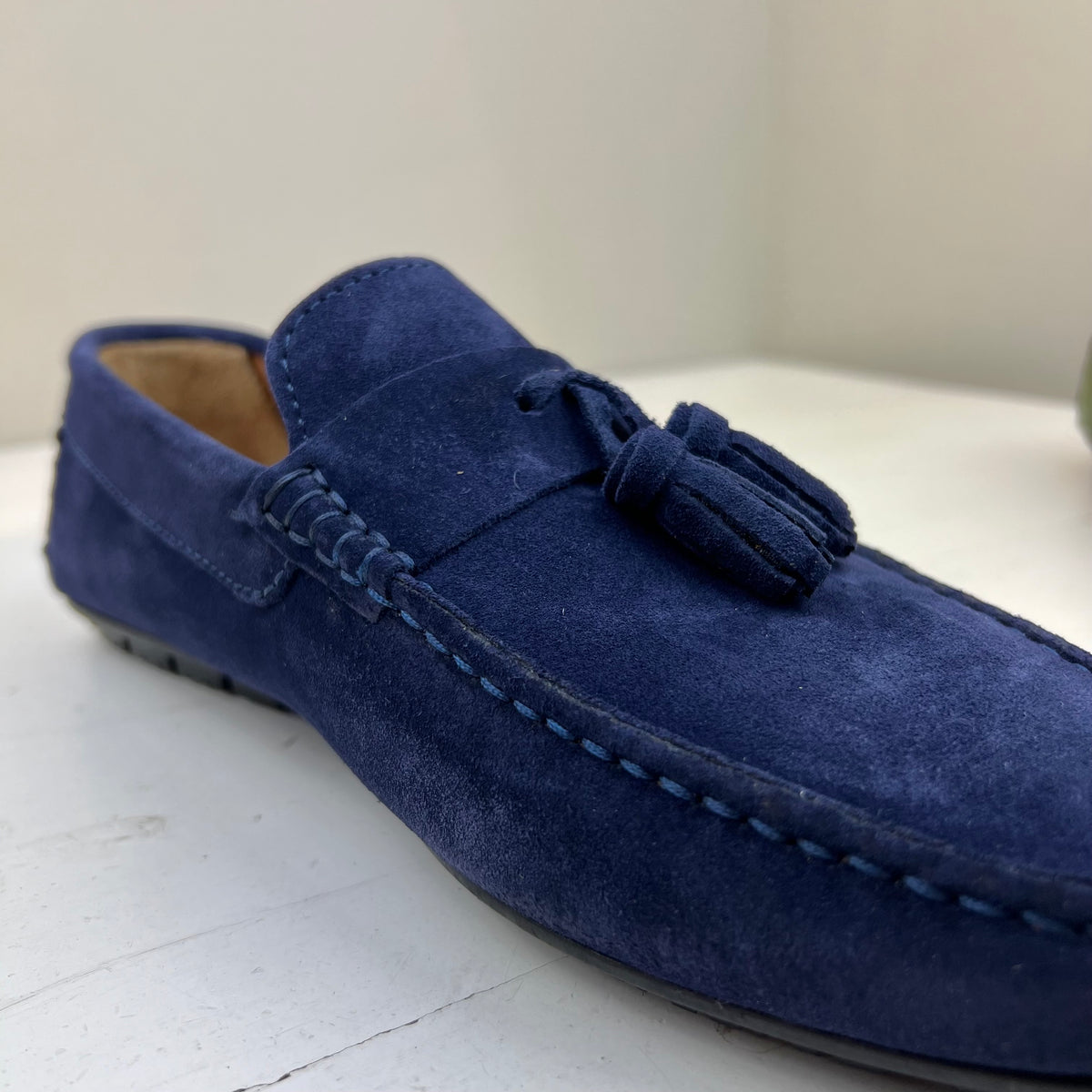 BIAGIO – mocassino camoscio con nappine