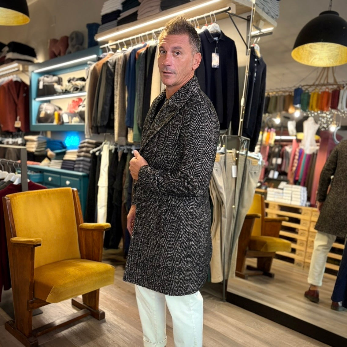 DEDDY – cappotto spigato over sartoriale