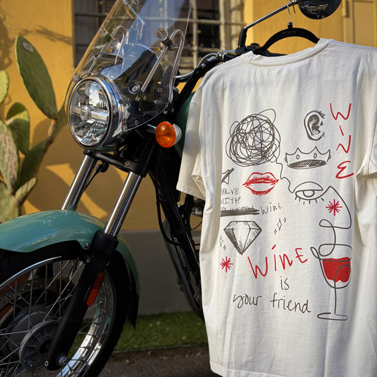 WINE FRIEND - t-shirt bianca vintage oversize con stampa