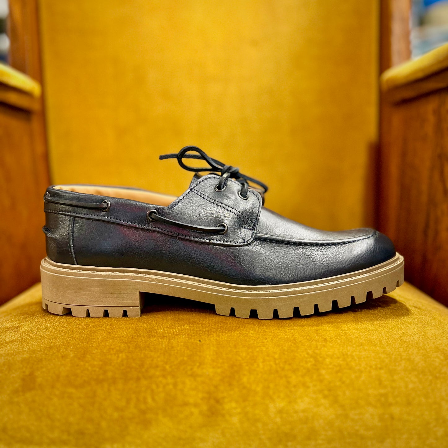 BOBBY - barchetta pelle carroarmato