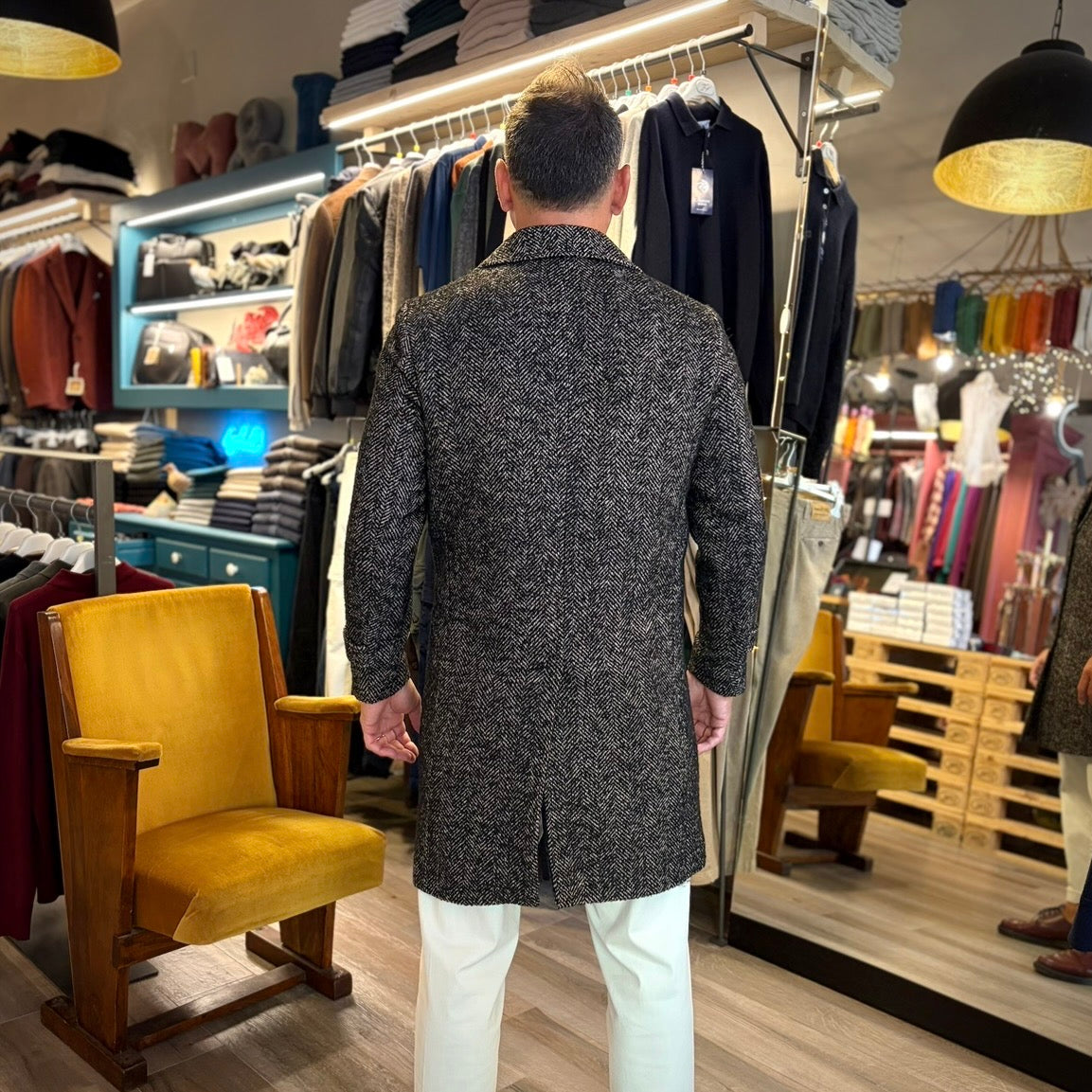 DEDDY – cappotto spigato over sartoriale