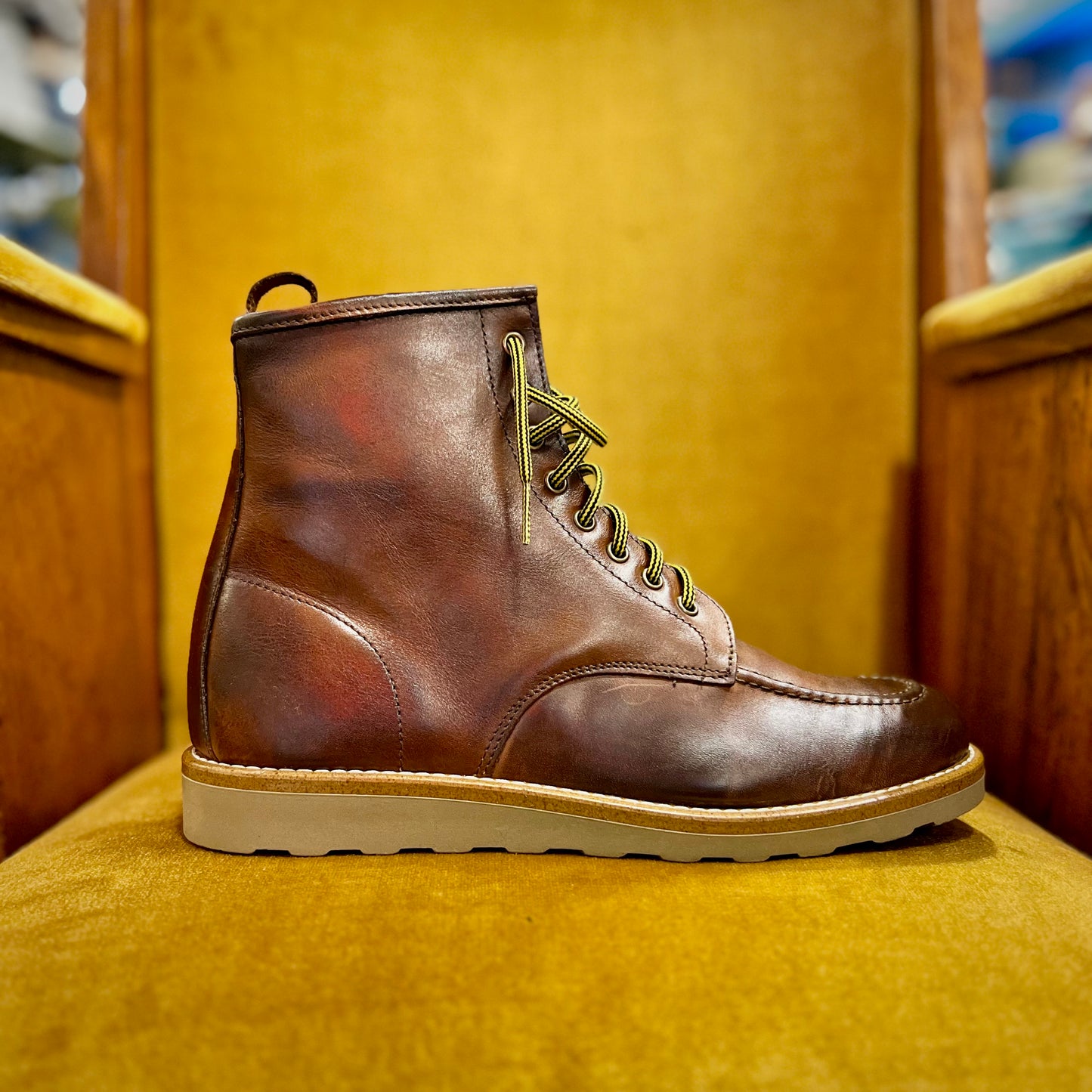 BOB - stivale in pelle con lacci