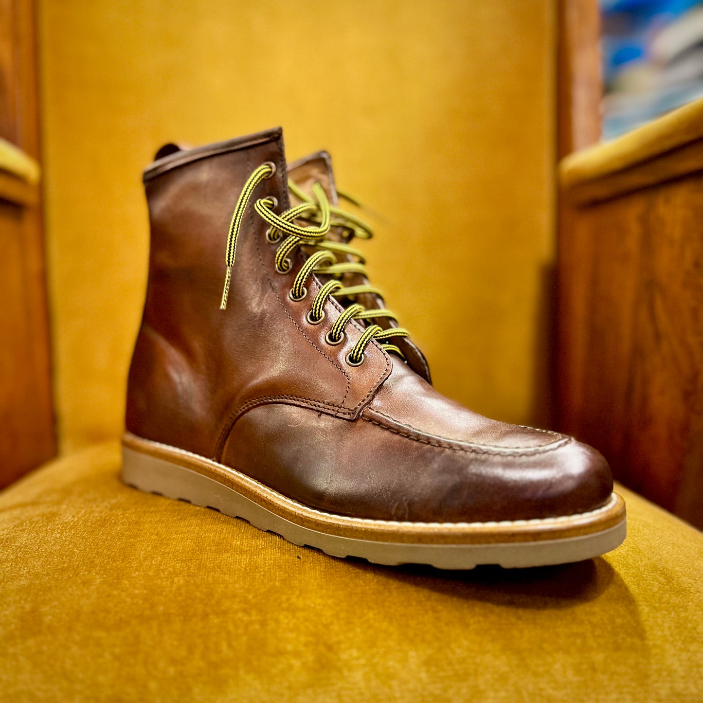 BOB - stivale in pelle con lacci