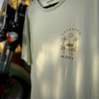 LESS STRESS LESS PROBLEMS - t-shirt verde menta con stampa