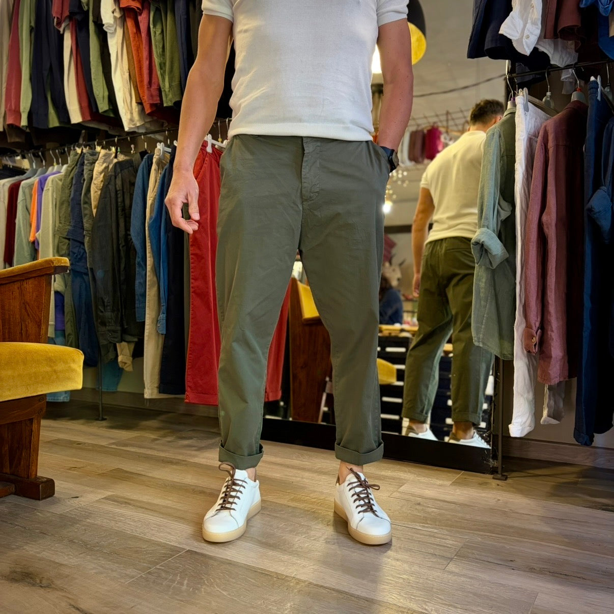 NOAH - pantalone loose fit leggero sartoriale