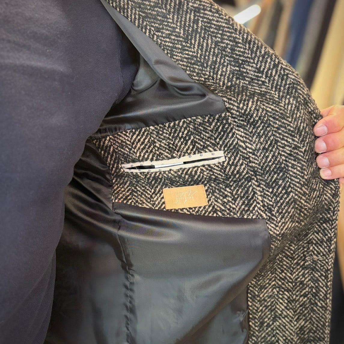 DEDDY – cappotto spigato over sartoriale
