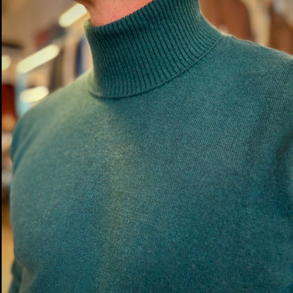 MANCINI ALTO  – dolcevita cashmere sartoriale