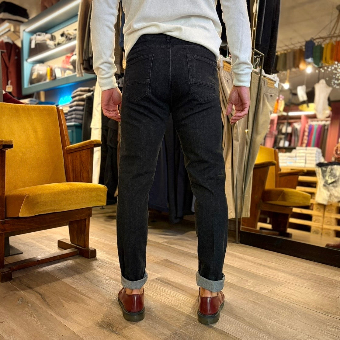 LUKE - jeans nero sartoriale