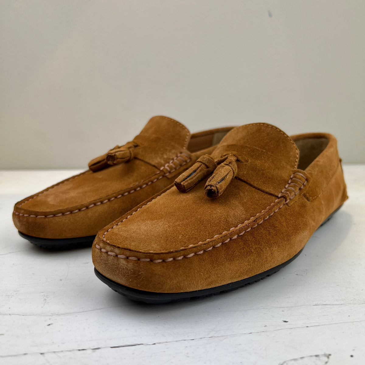 BIAGIO – mocassino camoscio con nappine