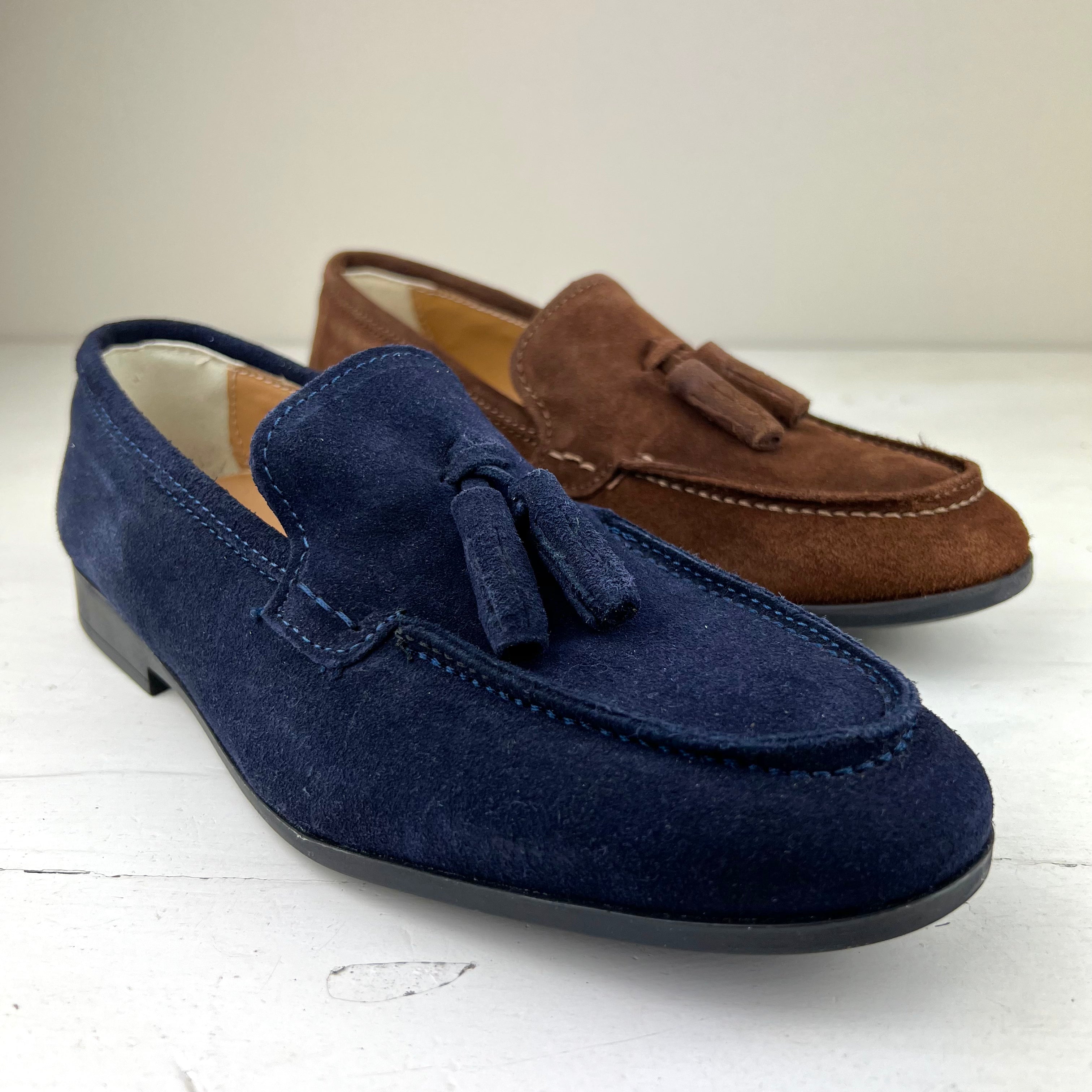 LIONEL – mocassino camoscio con nappine