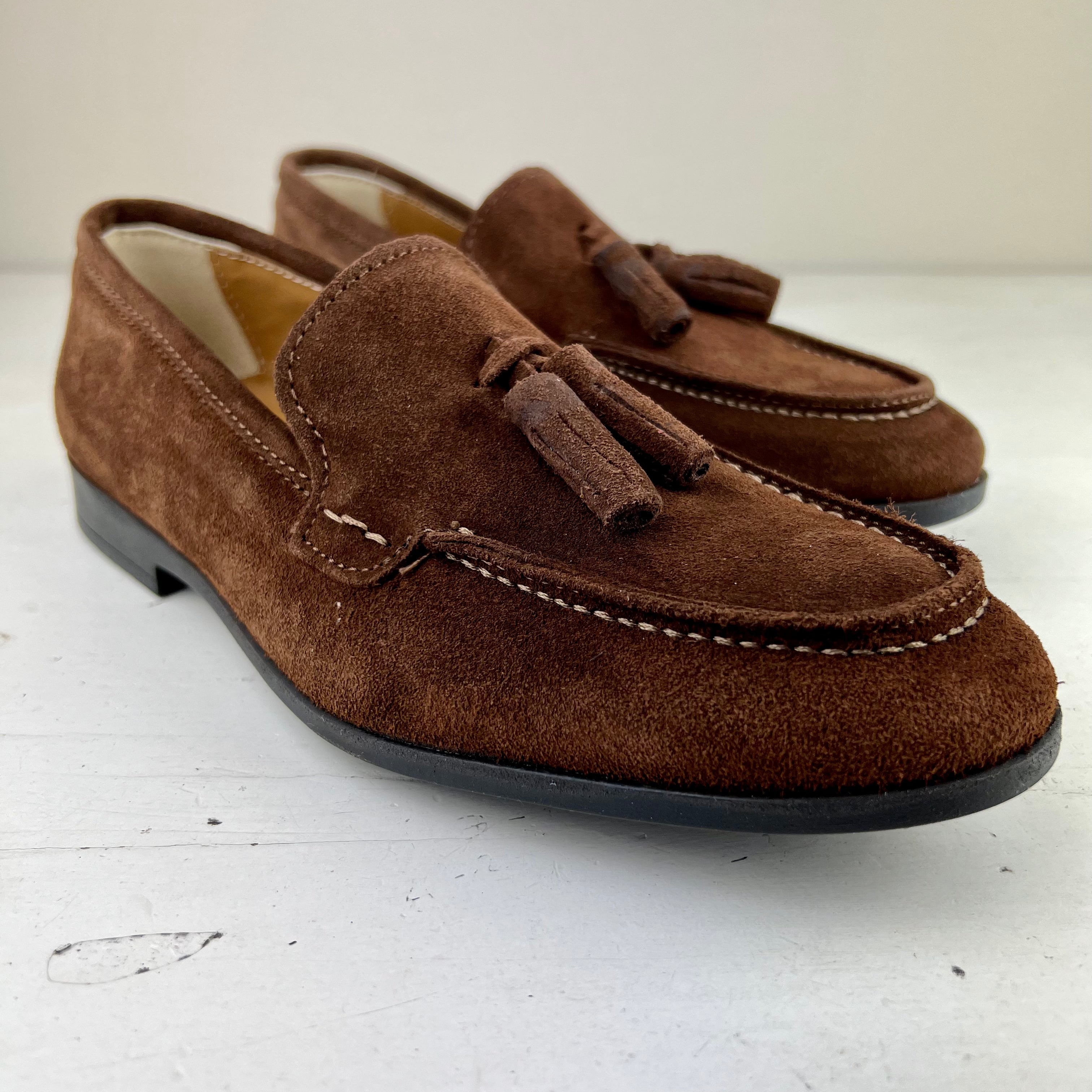LIONEL – mocassino camoscio con nappine